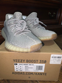 YEEZY BOOST 350 V2 Sesame Size 5.5/6