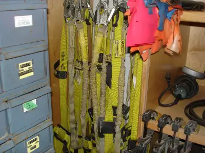 Safety harnessess Lanyards Safety vests, View more