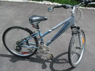 Schwinn Aphrodite WID 21 speed, View more