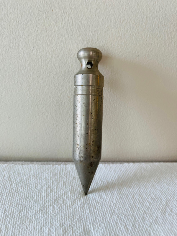 PLUMB BOB MILLER FALLS USA-8 OUNCE-USED-STEEL in Hand Tools in Edmonton - Image 3