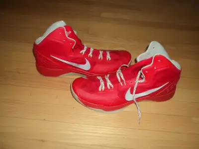NIKE HYPER DISRUPTOR ZOOM Sz. 17, View more