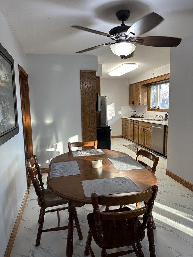 Basement for rent. Close to college. Avail Sept 1, 2023 Room Rentals