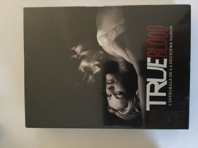 TRUE BLOOD L’Intégrale de la premiere et deuxième saison . NEUF dans CD, DVD et Blu-ray  à Longueuil/Rive Sud - Image 2