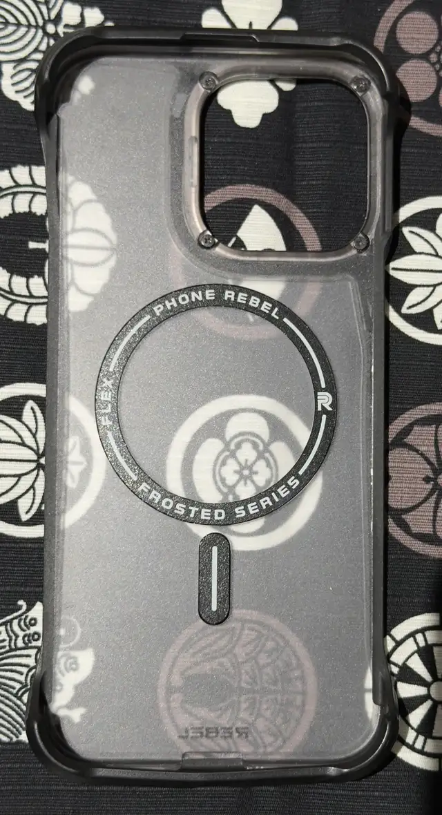 Rebel iPhone 16 Pro Max phone case USED - AS IS in Cell Phone Accessories in Markham / York Region - Image 3