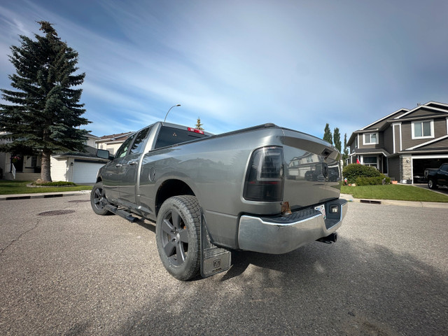 2012 RAM 1500 in Cars & Trucks in Calgary - Image 4