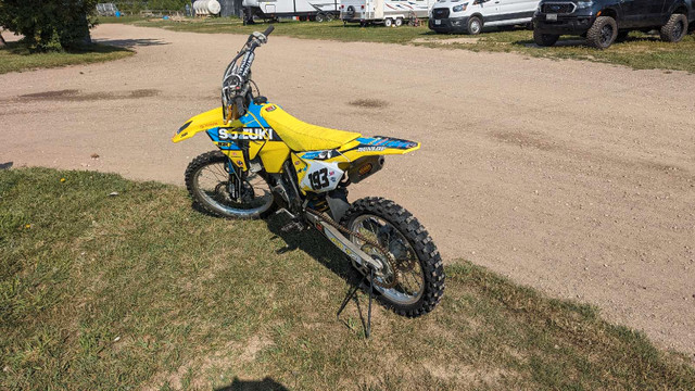 2004 Suzuki RM 125 perfect condition  in Dirt Bikes & Motocross in Oakville / Halton Region - Image 2