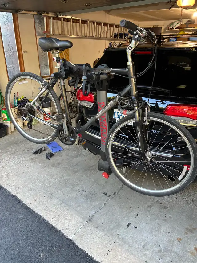 Yakima bike rack in Road in Oakville / Halton Region - Image 2