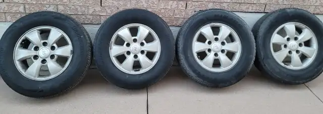 Hyundai Entourage rims and tires - Asking $375 | Tires & Rims | Markham ...