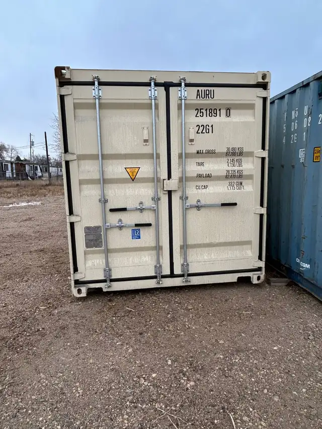 20' Shipping Container in Other in Strathcona County - Image 2
