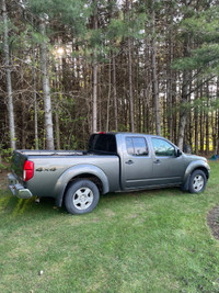 Nissan Frontier SE King Cab Pickup truck