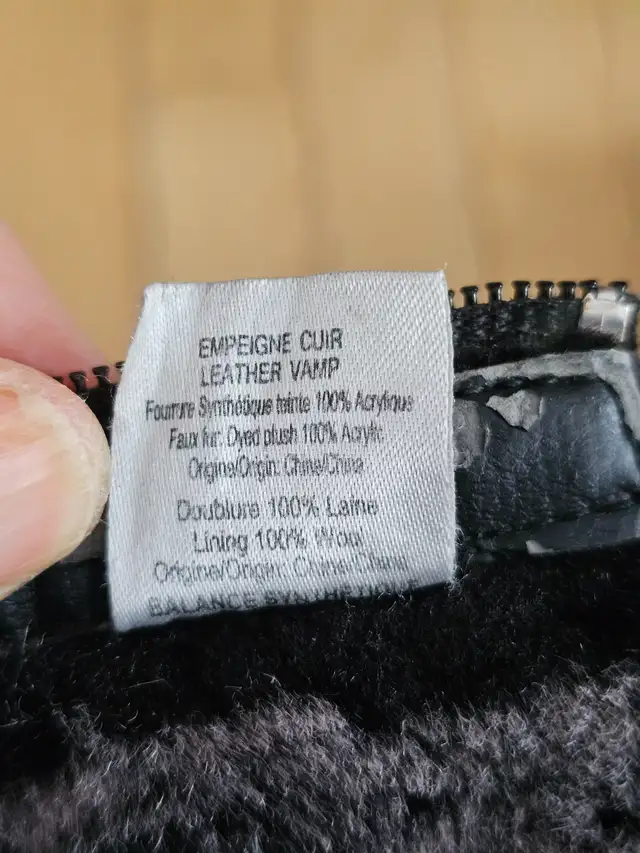 Bottes d'hiver (femmes 6 1/2 W) empeigne cuir in Women's - Shoes in Laval / North Shore - Image 6
