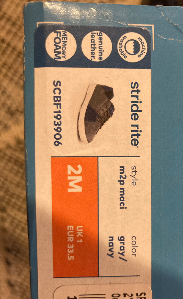 Stride Rite size 2 leather sneakers in Kids & Youth in Edmonton - Image 4