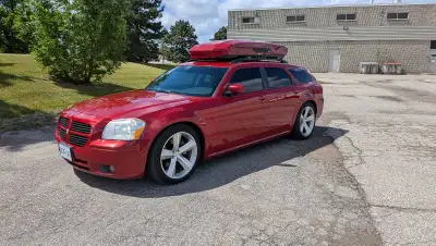 **Thule carrier NOT included** 2006 Dodge Magnum RT Hemi – Clean, Fast, & Stanced Right Looking for...