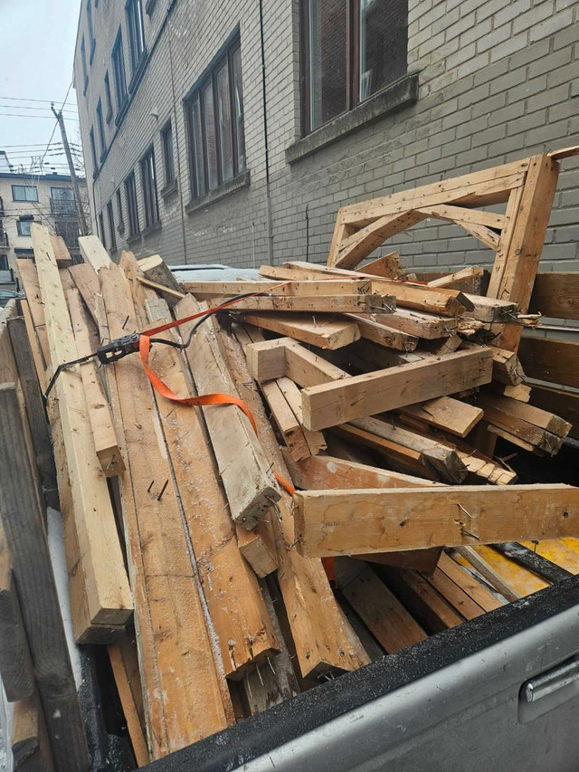 Available to pick up scrap metal  dans Objets gratuits  à Ville de Montréal - Image 3