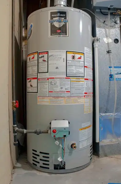 Hot water heater installation 416-475-9903