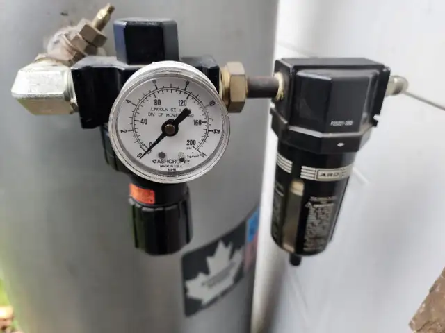 Campbell Hausfeld in Power Tools in Windsor Region - Image 6