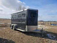 2020 sundowner horse trailer 