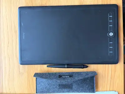 minimally used, like new, comes with extra pen heads and usb c