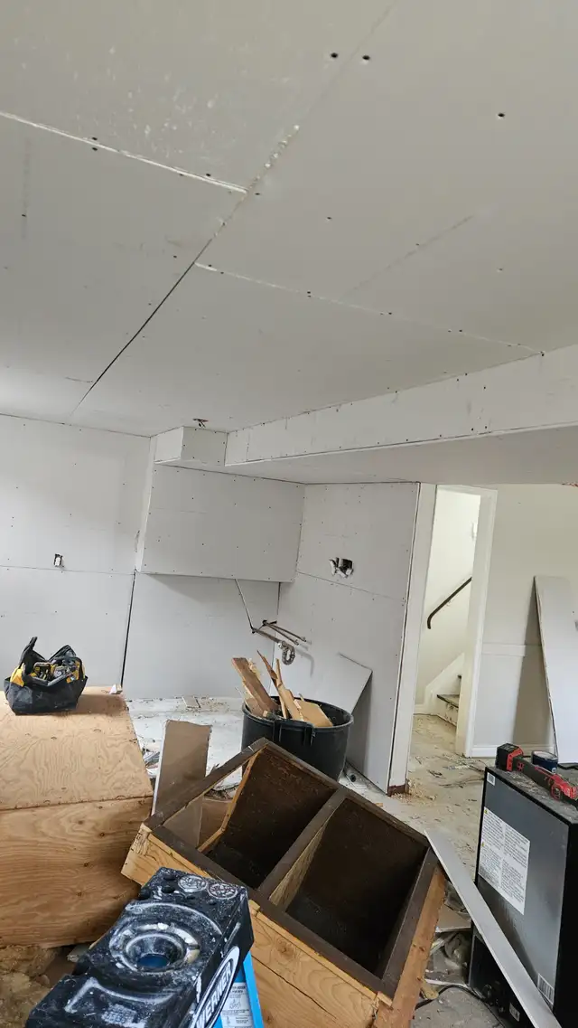 Drywall in Construction & Trades in London - Image 2