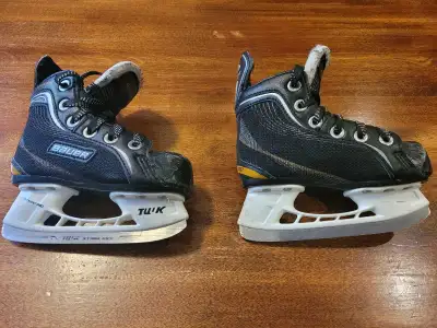 Bauer Supreme Skates - Youth Size 7, View more