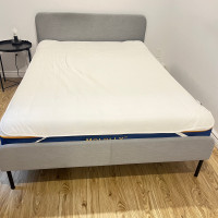 Twin bed with mattress to sell 
