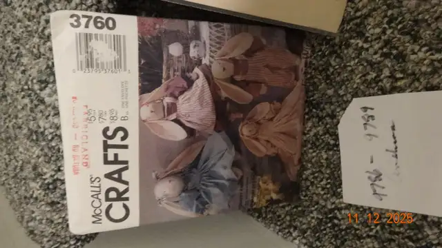 Christmas bundle,  4 patterns, Spirit of Christmas book, all new in Hobbies & Crafts in Kelowna - Image 4