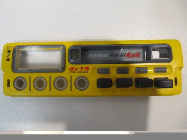 Vintage Rare Jensen JS-9400 4x4 All Terrain Car Stereo Cir 1992 in Arts & Collectibles in Mississauga / Peel Region - Image 6