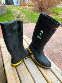 Men’s Baffin Rubber Boots - Steel Toe - Size 10 - Like New