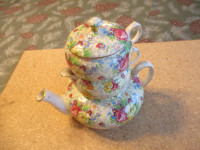 1950s LORD NELSON ROSE TIME STACKING TEAPOT $150. VINTAGE CHINTZ