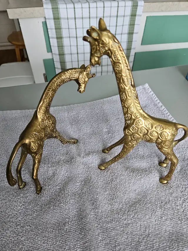 couple de giraffes in Arts & Collectibles in Edmundston - Image 7
