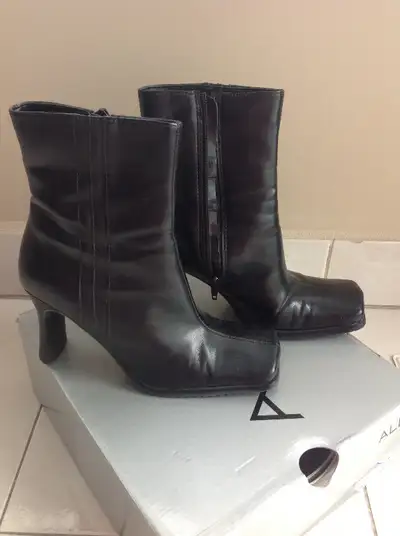 bottine noire - femme, View more