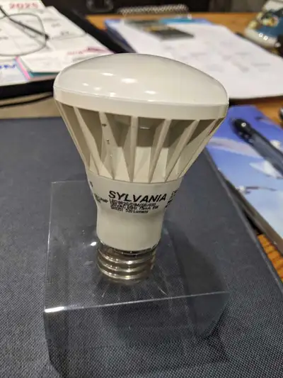 ( 6 ) New Sylvania Par 20 Dimmable Led Lights, View more