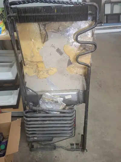 Tested and works as should, was told this cooling unit was likely rebuilt . Going from the helium to...