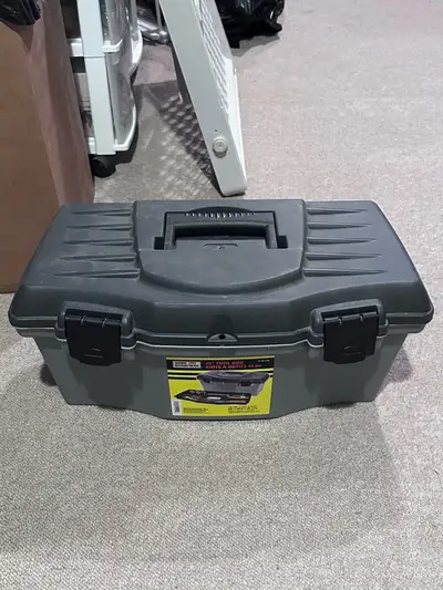 $75 obo. Toolbox and miscellaneous tools (hammers, screw driver set, socket set, measuring tape, etc...