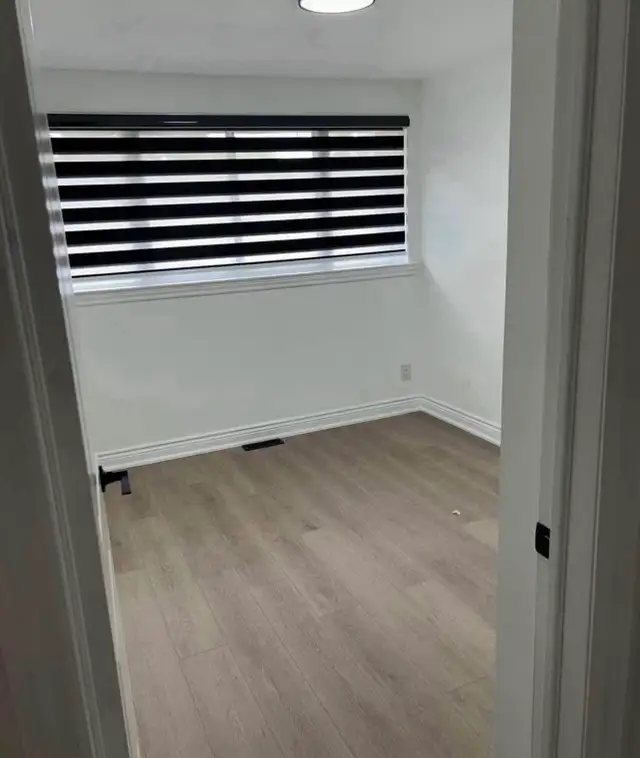 Room for rent near York University in Room Rentals & Roommates in City of Toronto - Image 3