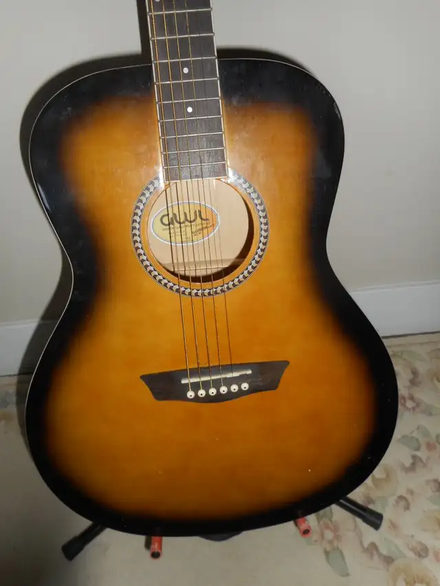 GWL GUITAR GWL45FTSB, +CASE, ADDISSINAL STRINGS in Guitars in Dartmouth - Image 6