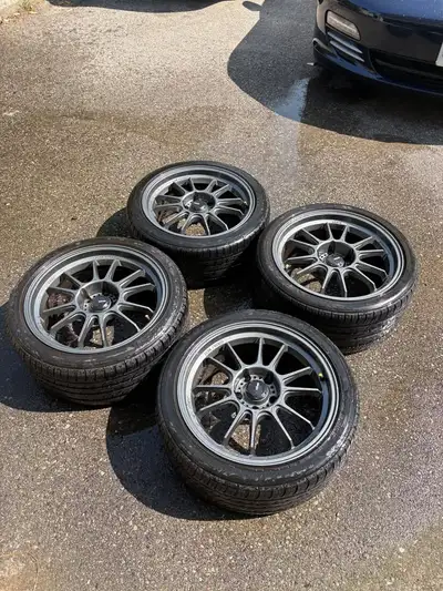 Direct fit on a 2011 BMW 335i xDrive (E92) with 1" lowering springs. No rubbing, no rolling, no curb...