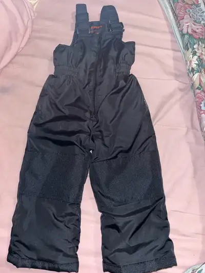 Kids toddlers snow pants/pantalons de neige noir , View more