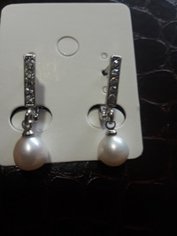 New 925 Silver stamp Earring with Natural white water drop Pearl