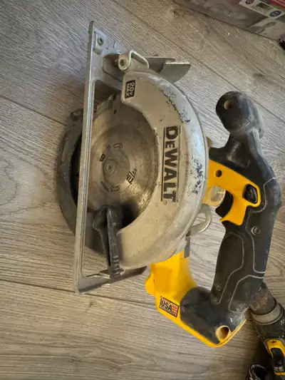 DEWALT 7-1/4” Circular Saw – 20V MAX (Tool Only) $100 OBO, View more