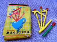 1950s TUDOR ROSE Bagpipes Toy vintage HIGHLAND  w/ box ENGLAND
