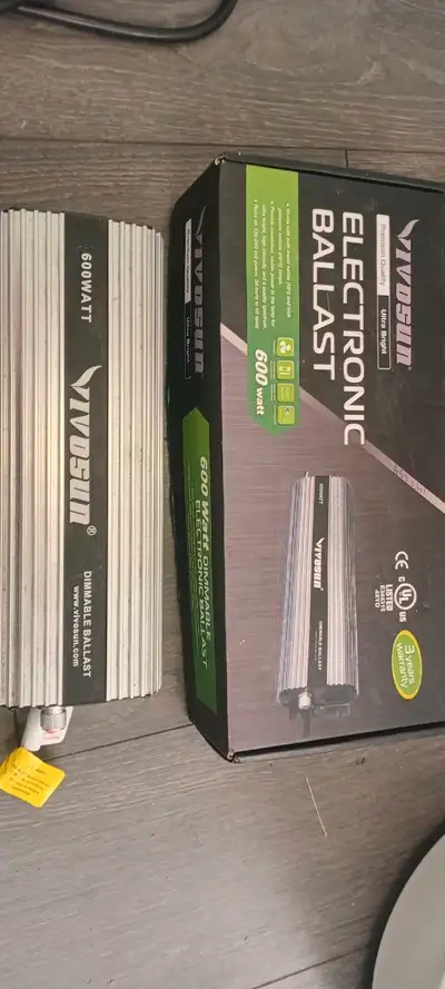 I'm selling a brand new Vivosun 600W electronic ballast, designed for optimal performance in hydropo...