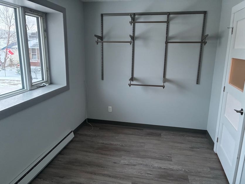 Bedroom in two-bedroom apartment available Nov. or Dec. 2