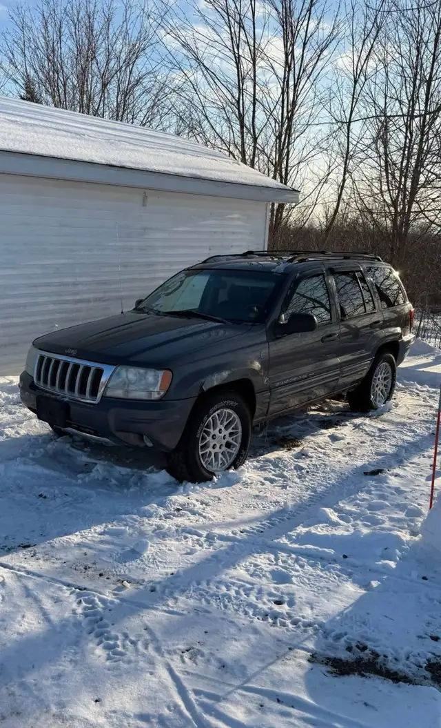 2004 Grand Jeep Cherokee  in Other in Moncton - Image 7
