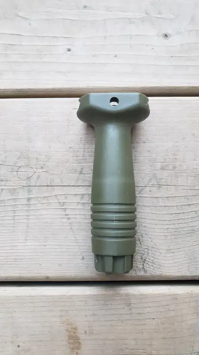Airsoft Knights Armament Style Vertical Grip, View more