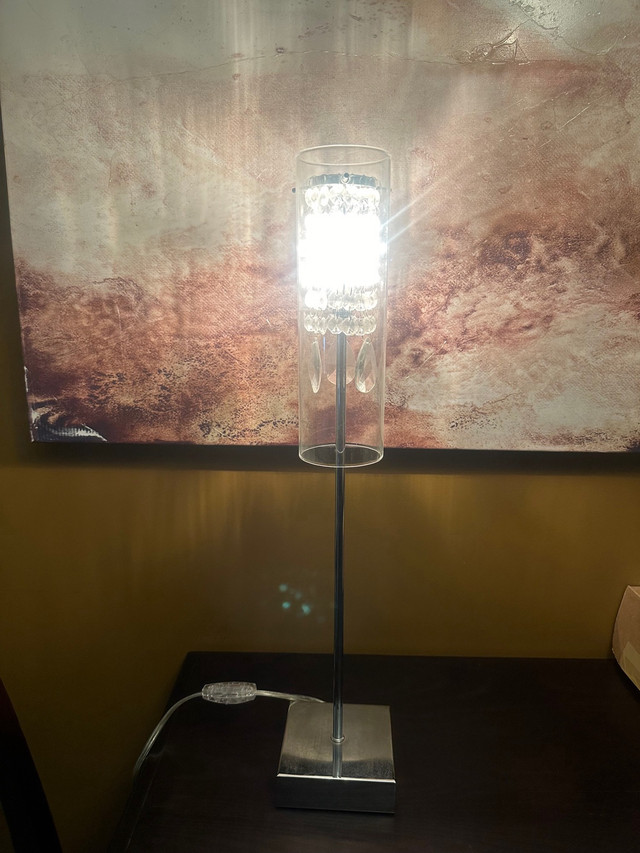 Table lamp  in Indoor Lighting & Fans in Calgary - Image 2