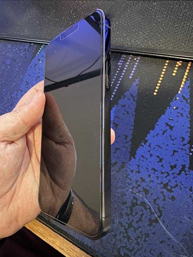 iPhone 13 Pro Max 256GB Alpine Green Unlocked Cell Phones Calgary