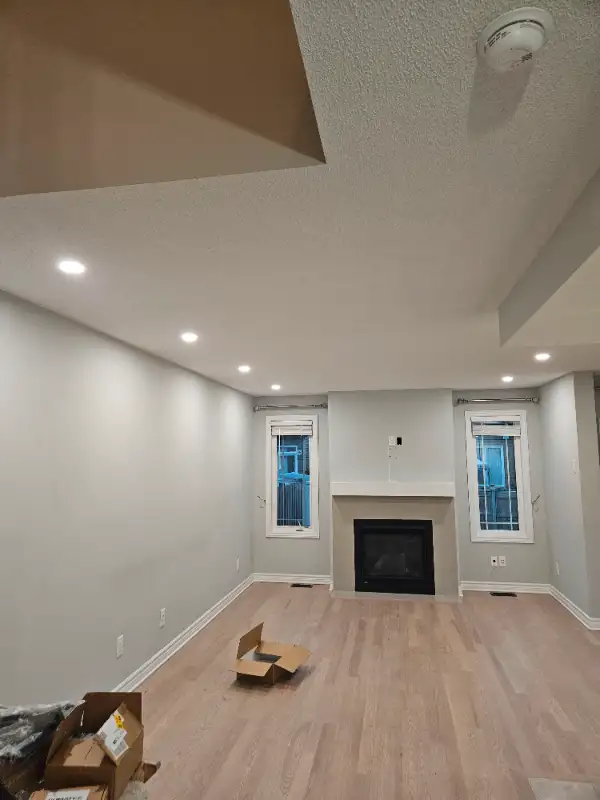 Electrician63672017094913120