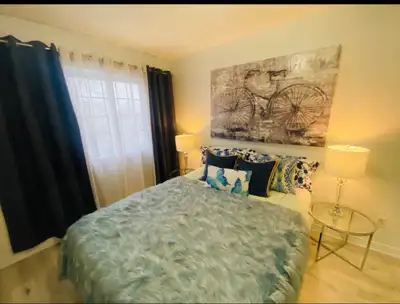 Clean and fully furnished bedroom available in a quiet home. ✅ Free high-speed Wi-Fi ✅ Access to kit...