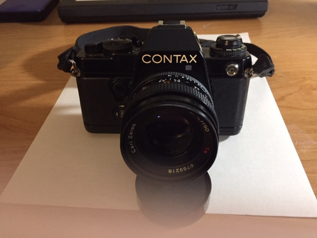Contax 35mm SLR Camera in Cameras & Camcorders in Trenton - Image 3